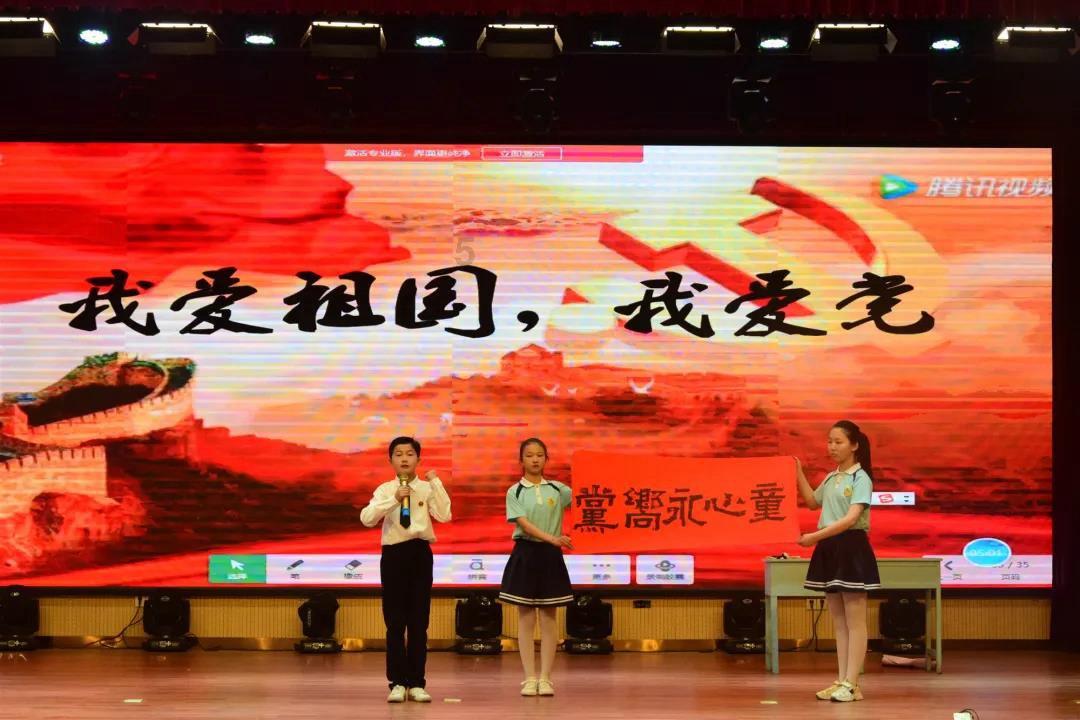 逃出诡异的塔楼