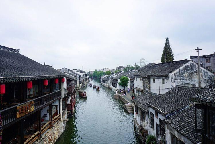 租赁和冲击压路机价格差别大吗？不同冲击压路机租赁价格